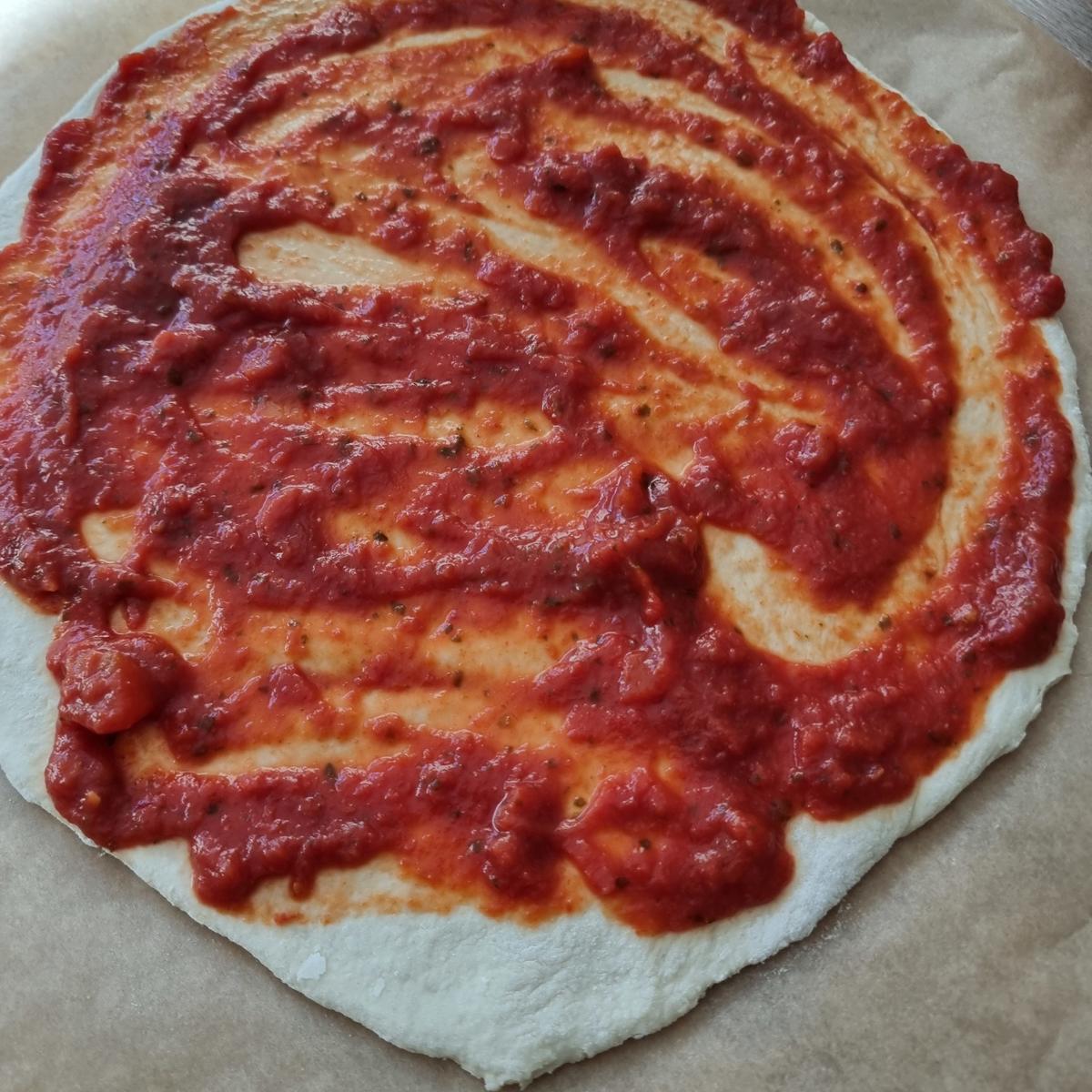 Pizza mit Hackbällchen - Rezept - Bild Nr. 17296