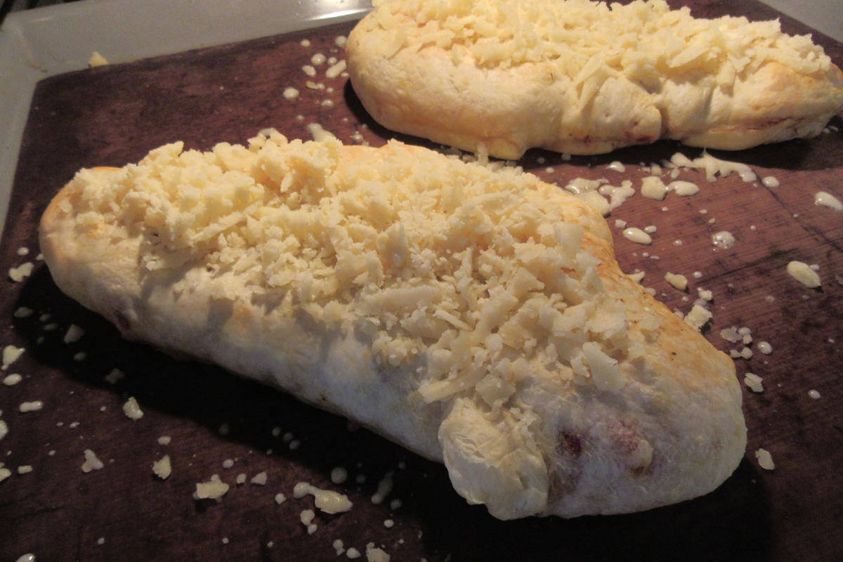 Pikantes Backen: Blätterteig-Calzone - Rezept - Bild Nr. 17290