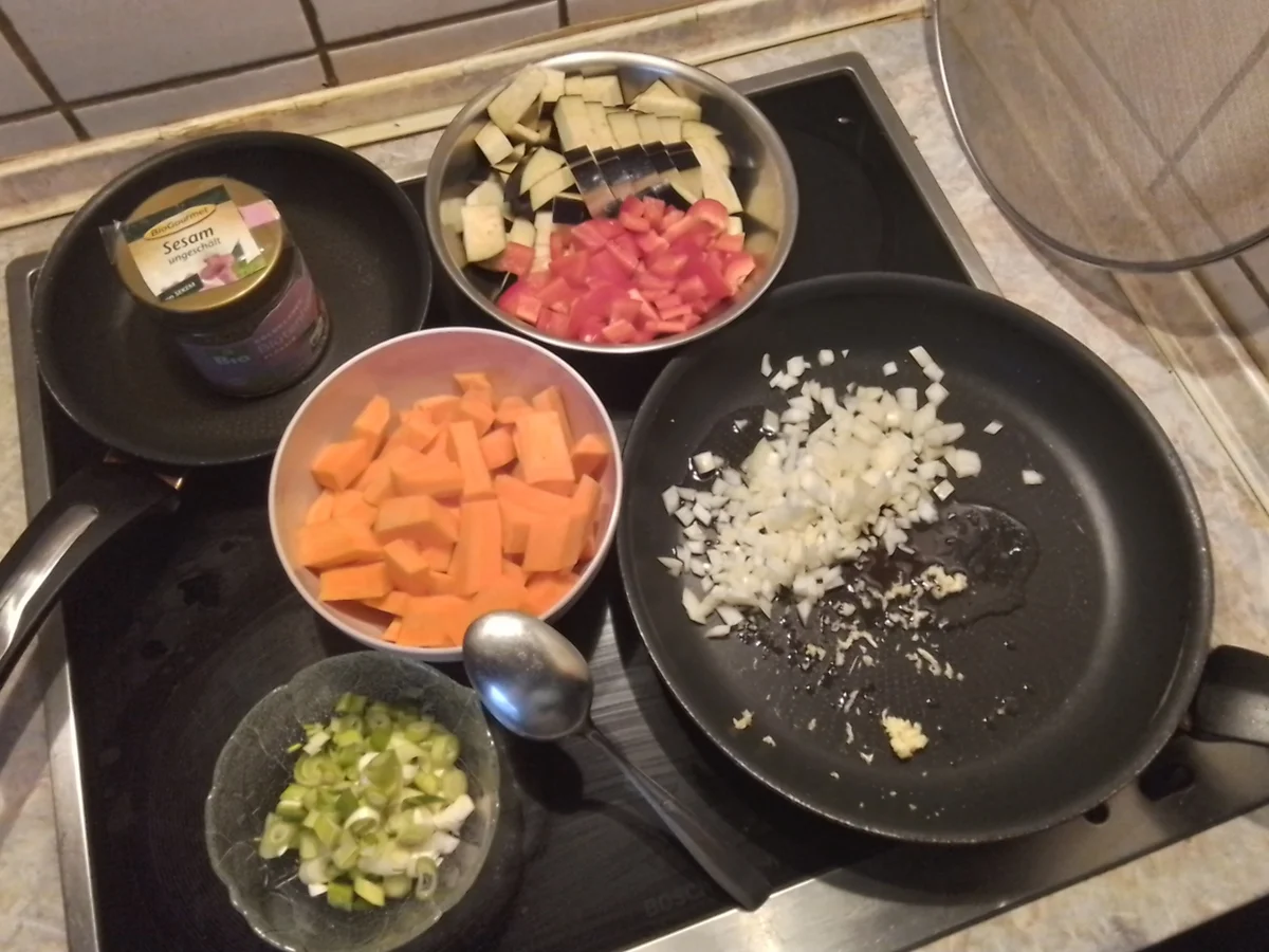 Warmer Feldsalat mit Gemüsee - Rezept - Bild Nr. 17286