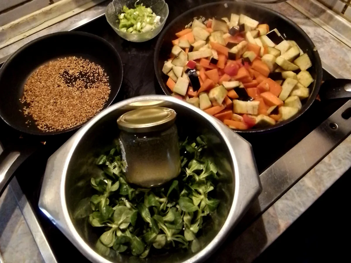 Warmer Feldsalat mit Gemüsee - Rezept - Bild Nr. 17288