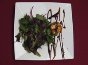 Thymian-Ricotta-Muffin mit wildem Salat - Rezept