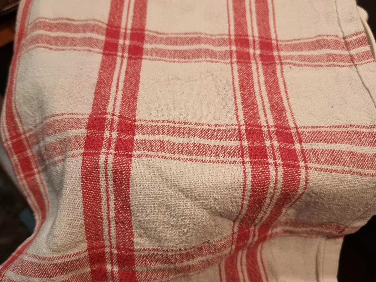 Tomaten-Oliven-Foccicia mit Schinken ,Fetakäse und Rucola - Rezept - Bild Nr. 17291