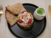 Tomaten-Avocado-Tatar mit Burrata Espuma an Salzzitronen - Rezept - Bild Nr. 2