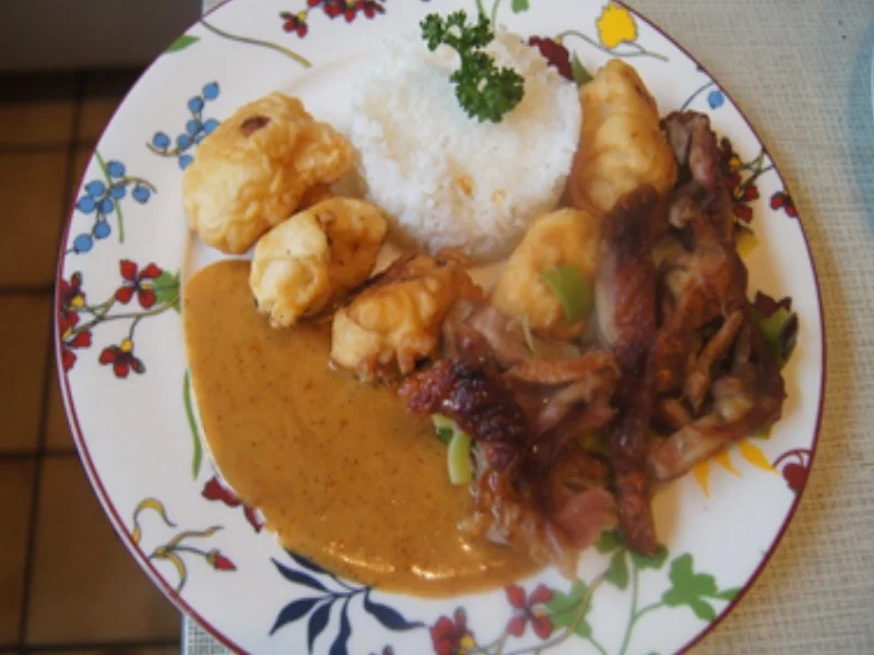 Knusperente auf Gemüsebett mit Erdnuss-Sauce, frittierten Blumenkohl und Basmatireis - Rezept - Bild Nr. 12