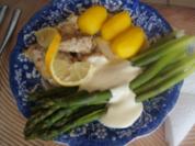 Steinbeißer-Filet mit grünen Spargel, Sauce Hollandaise und Drillingen - Rezept - Bild Nr. 2