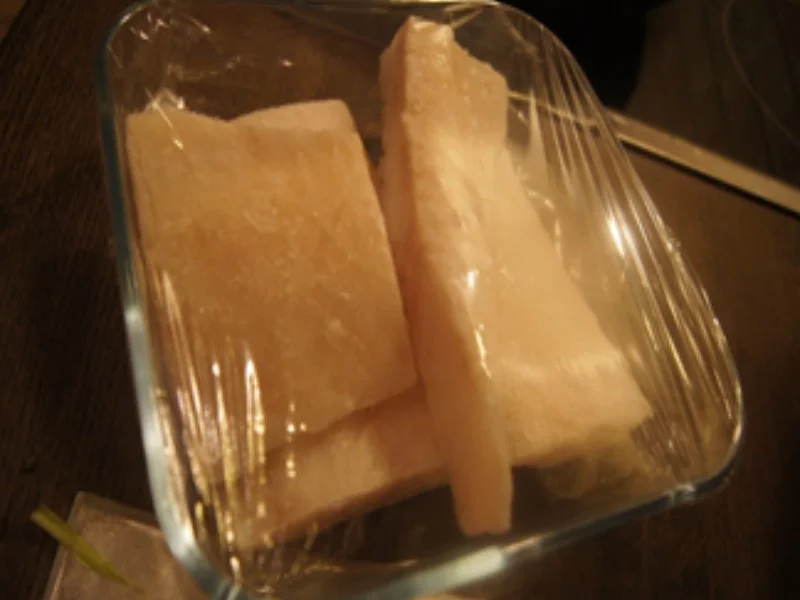 Rezept: Steinbeißer-Filet mit grünen Spargel, Sauce Hollandaise und Drillingen Bild Nr. 4 Steinbeißer-Filet mit grünen Spargel, Sauce Hollandaise und Drillingen - Rezept - Bild Nr. 4