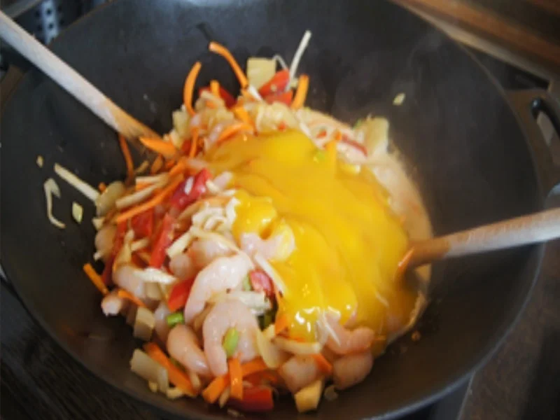 Rezept: Garnelen mit Gemüsemix in Kokosmilch-Mango-Orangen-Ananas-Sauce mit Jasmin-Reis Bild Nr. 17307 Garnelen mit Gemüsemix in Kokosmilch-Mango-Orangen-Ananas-Sauce mit Jasmin-Reis - Rezept - Bild Nr. 17307