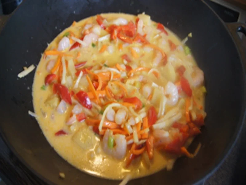 Rezept: Garnelen mit Gemüsemix in Kokosmilch-Mango-Orangen-Ananas-Sauce mit Jasmin-Reis Bild Nr. 17308 Garnelen mit Gemüsemix in Kokosmilch-Mango-Orangen-Ananas-Sauce mit Jasmin-Reis - Rezept - Bild Nr. 17308