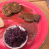 Wildschweinbraten mit Semmelknödel, Blaukraut und Birne - Rezept - Bild Nr. 2
