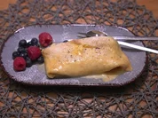Palatschinken mit Crème Royale und Beeren - Rezept - Bild Nr. 17310