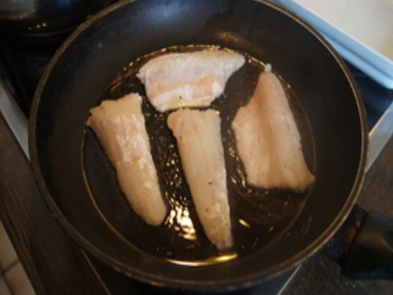 Zanderfilet mit Buschbohnen und Kartoffelstampf - Rezept - Bild Nr. 7