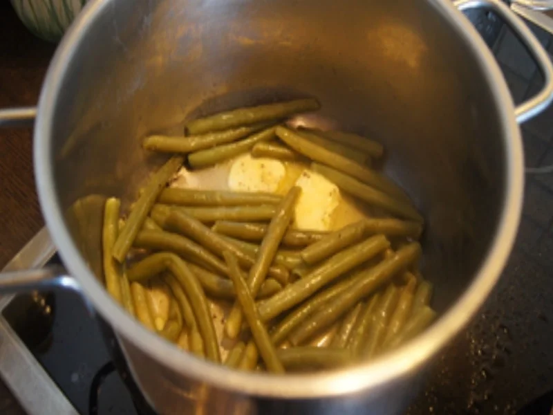 Zanderfilet mit Buschbohnen und Kartoffelstampf - Rezept - Bild Nr. 10