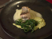 Kabeljau mit Spinat, Pesto-Polenta und Orangensoße - Rezept - Bild Nr. 2