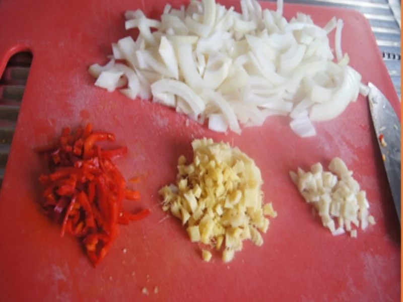 Rezept: Kartoffelcurry mit Mini-Rispentomaten Bild Nr. 17314 Kartoffelcurry mit Mini-Rispentomaten - Rezept - Bild Nr. 17314