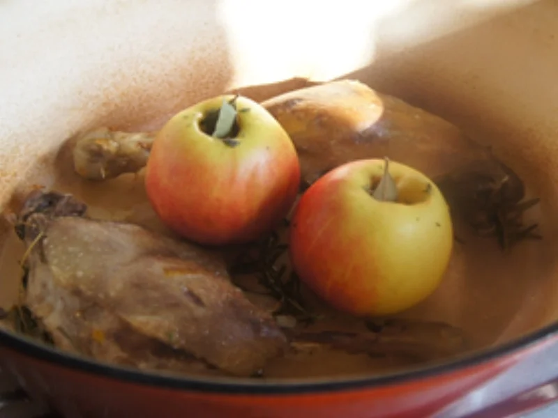 Gänsekeule mit Bratapfel - Rezept - Bild Nr. 7