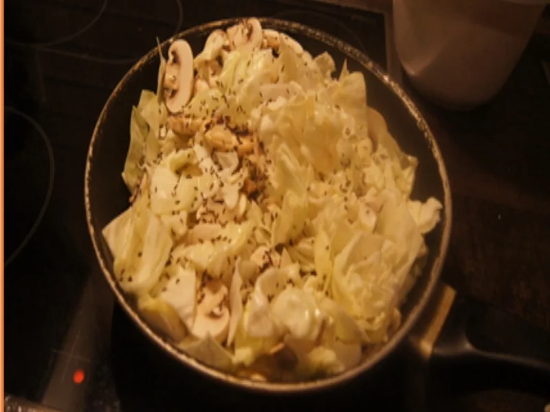 Spitzkohl-Champignon-Pfanne - Rezept - Bild Nr. 8