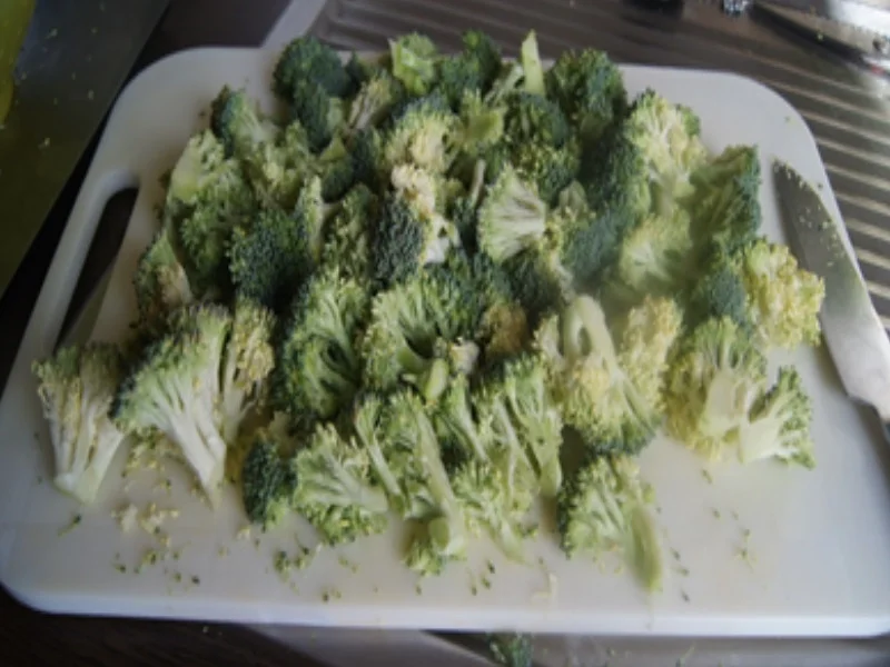 Knusprige Sellerieschnitzel mit Brokkoli und Sauce Hollandaise - Rezept - Bild Nr. 17321