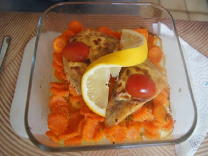 Zanderfilet auf Crème Fraîche Möhrenblüten - Rezept - Bild Nr. 2