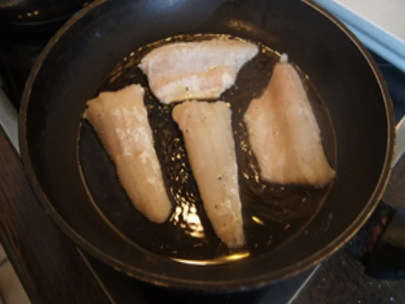 Zanderfilet auf Crème Fraîche Möhrenblüten - Rezept - Bild Nr. 5