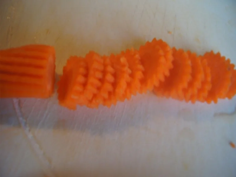 Zanderfilet auf Crème Fraîche Möhrenblüten - Rezept - Bild Nr. 9