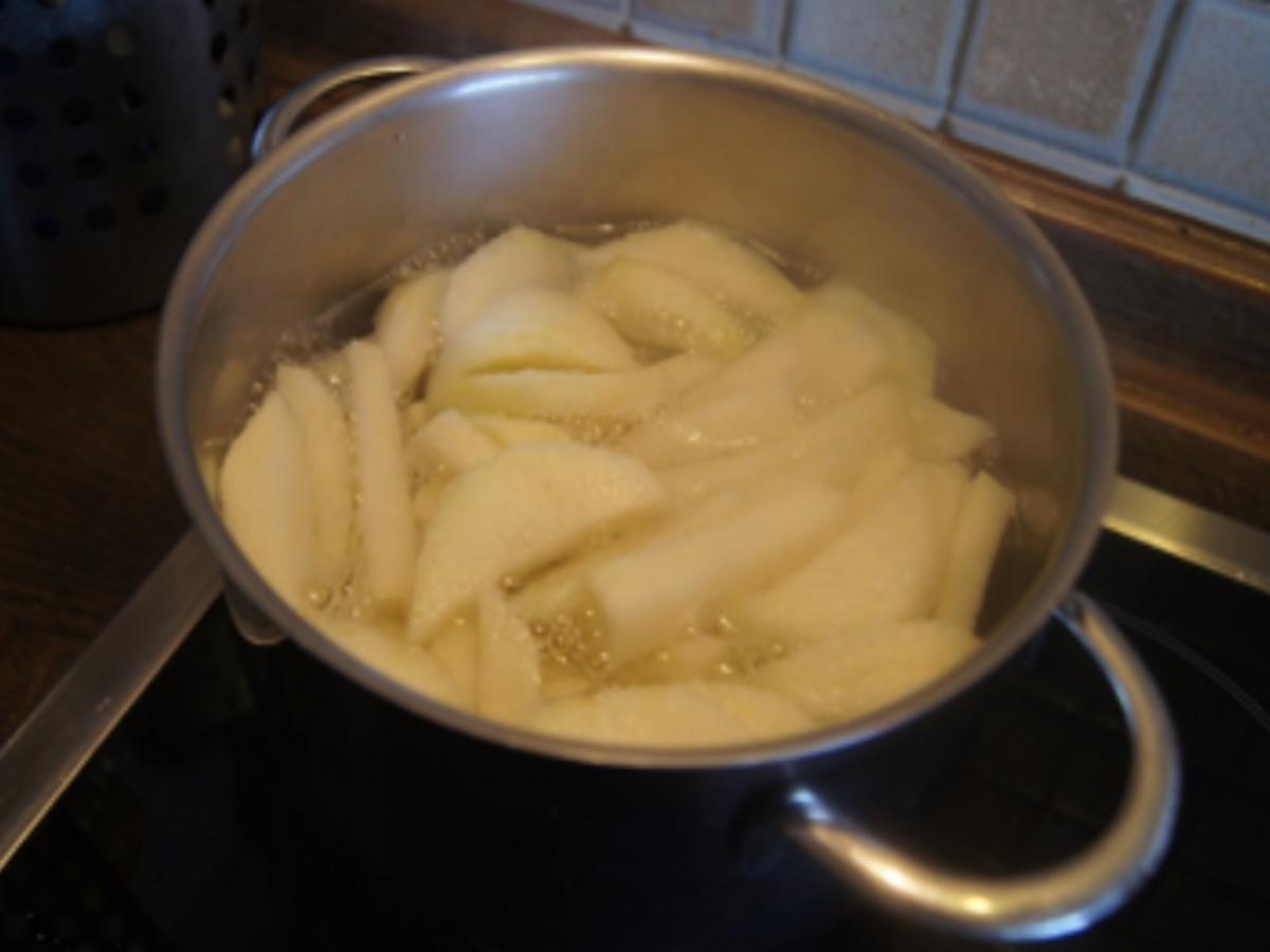 Gebratenes Seelachsfilet mit Rahmkohlrabi und Tomatenreis - Rezept - Bild Nr. 17318