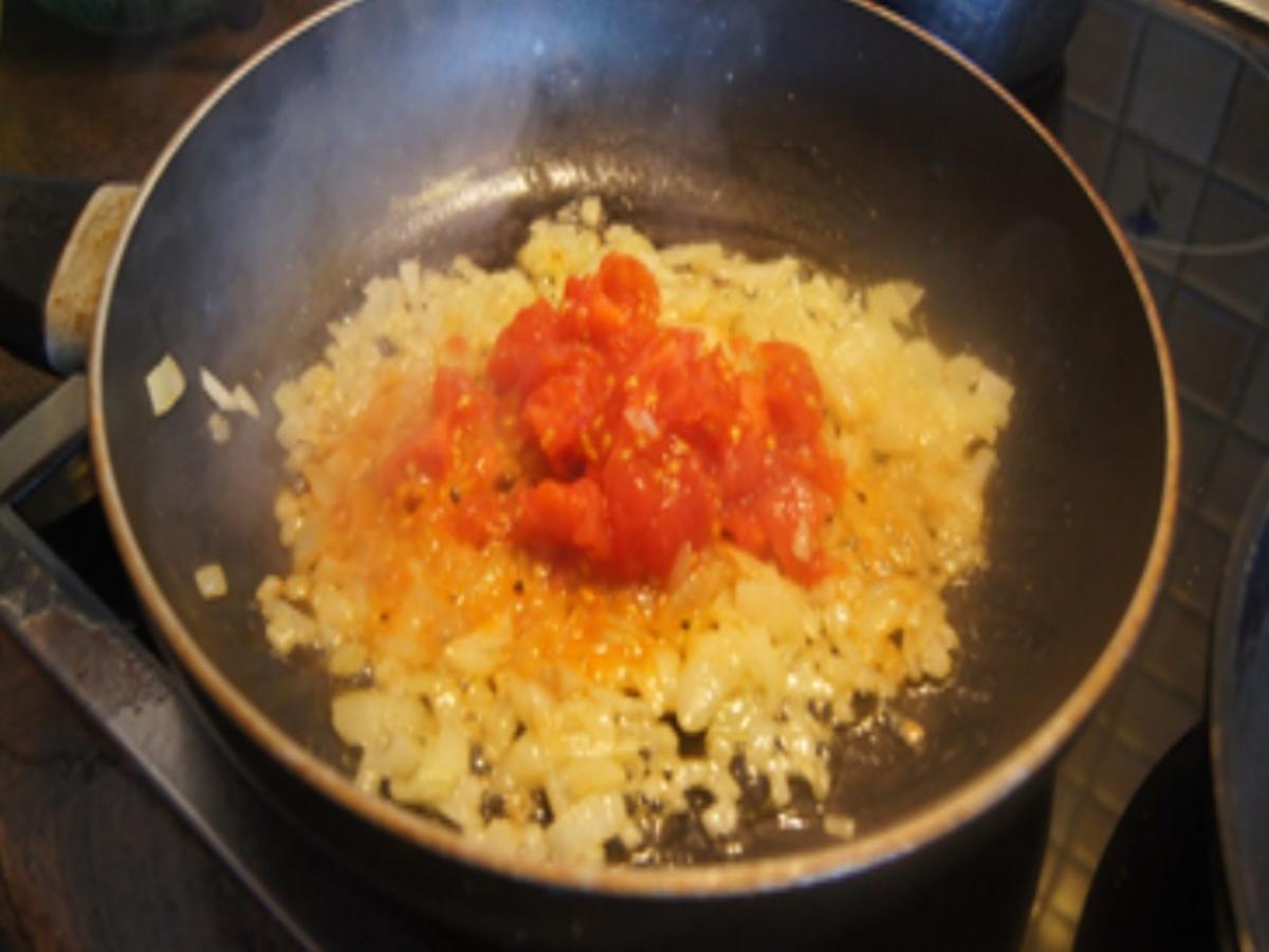 Gebratenes Seelachsfilet mit Rahmkohlrabi und Tomatenreis - Rezept - Bild Nr. 17323