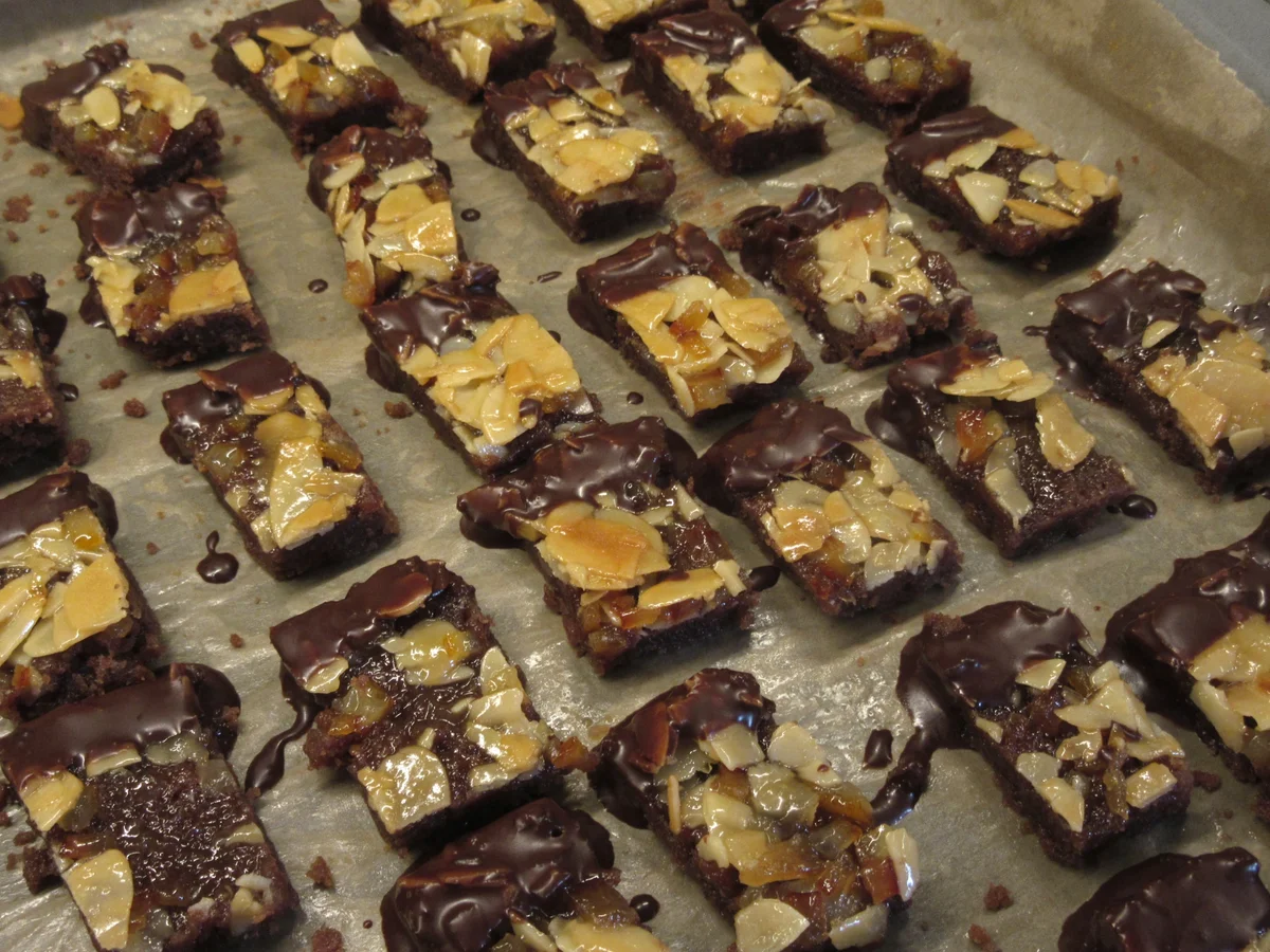 Plätzchen: Schokoladige Orangen-Mandel-Schnitten - Rezept - Bild Nr. 17319