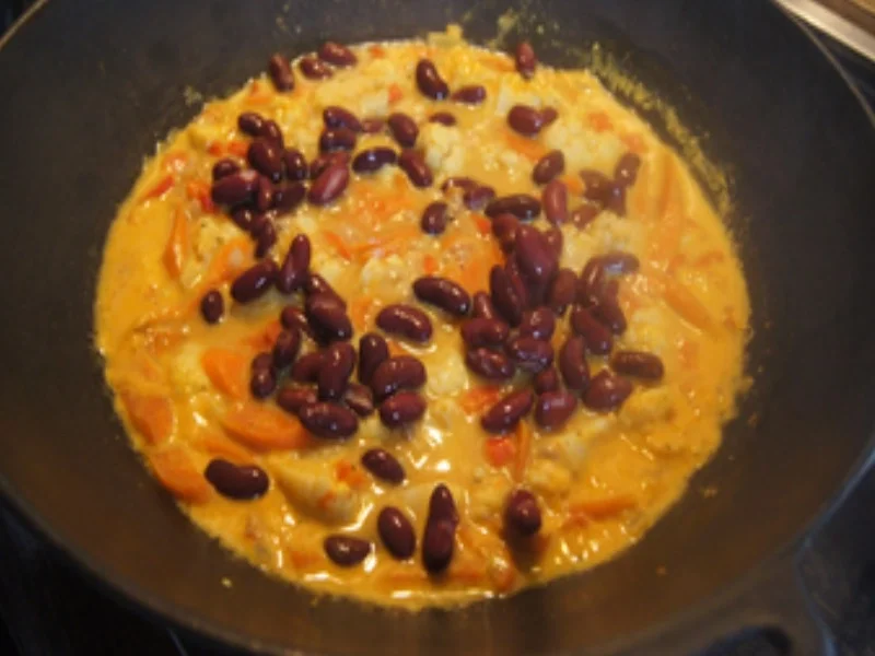 Rezept: Blumenkohlcurry mit Paprika, Möhren, Zwiebel und Kidneybohnen Bild Nr. 17 Blumenkohlcurry mit Paprika, Möhren, Zwiebel und Kidneybohnen - Rezept - Bild Nr. 17