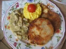 Knusper-Kohlrabi-Schnitzel mit Knoblauch-Rahm-Champignons und Kartoffelstampf - Rezept - Bild Nr. 17323