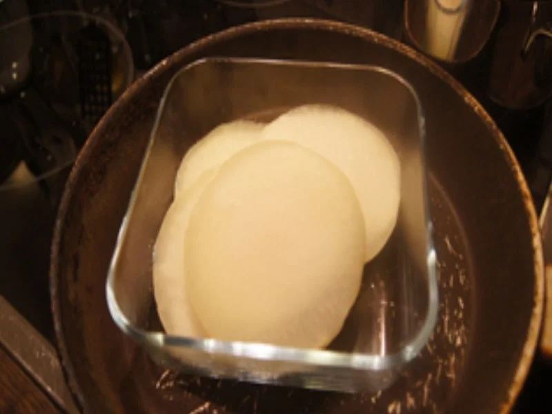 Knusper-Kohlrabi-Schnitzel mit Knoblauch-Rahm-Champignons und Kartoffelstampf - Rezept - Bild Nr. 17326