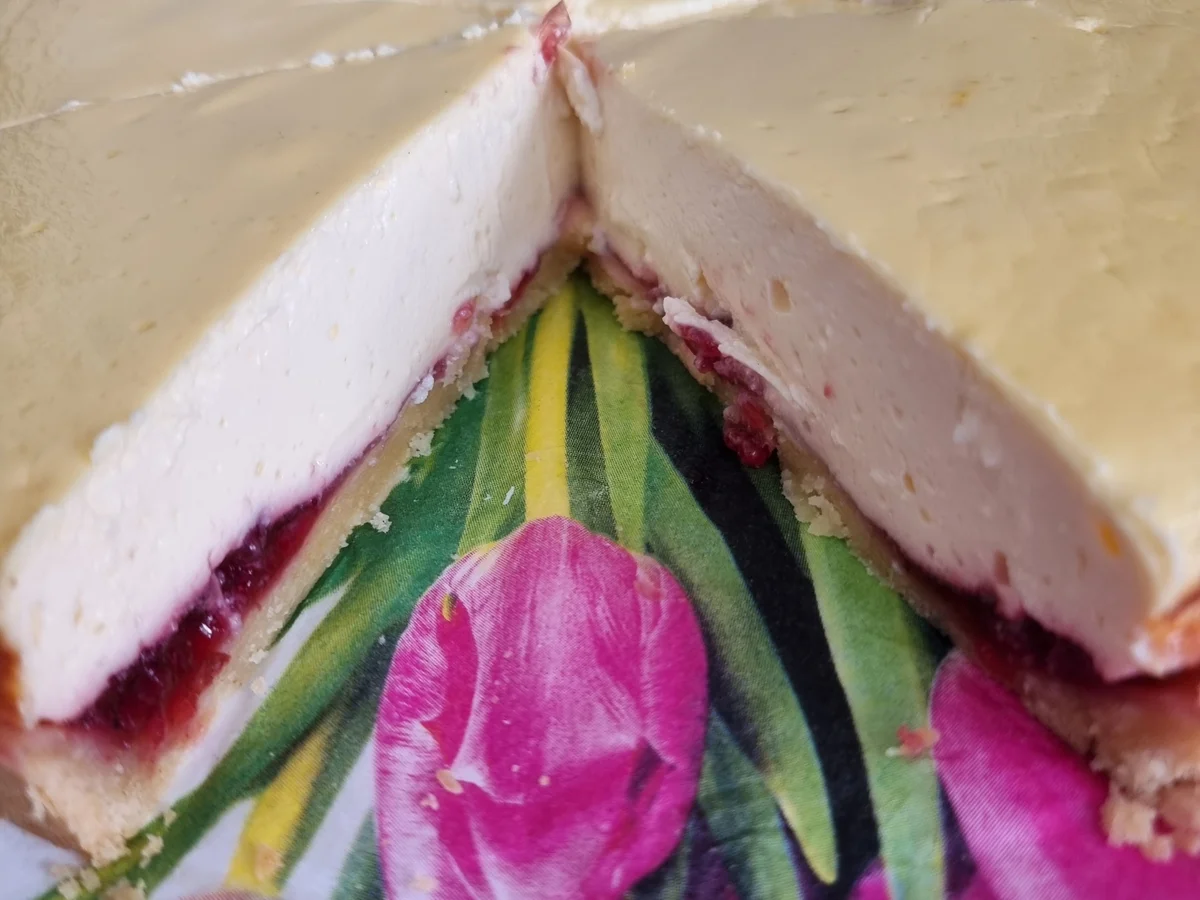 Rezept: Käsekuchen mit Preiselbeeren Bild Nr. 17340 Käsekuchen mit Preiselbeeren - Rezept - Bild Nr. 17340