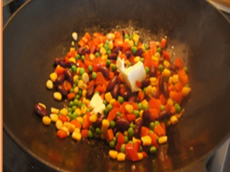 Rezept: Fischfilet Bordelais mit Röstzwiebeln und Gemüsewok mexikanischer Art Bild Nr. 9 Fischfilet Bordelais mit Röstzwiebeln und Gemüsewok mexikanischer Art - Rezept - Bild Nr. 9