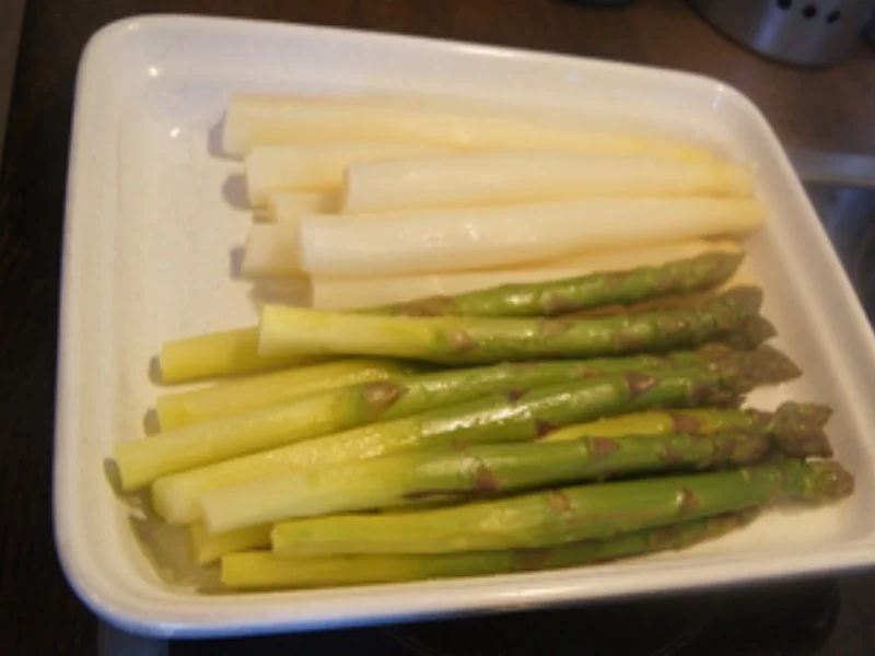 Spargelduo mit Prager Schinken und Salzkartoffeln - Rezept - Bild Nr. 10
