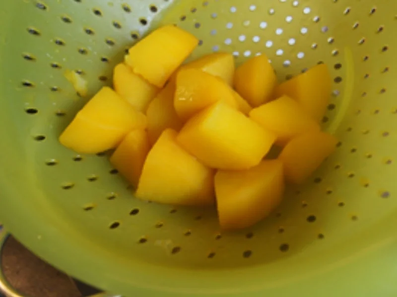 Paprika-Rindfleisch-Buletten mit Spargel und Kartoffeln - Rezept - Bild Nr. 17335