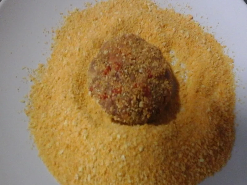 Rezept: Herzhafte Buletten mit Champignon-Rahmsauce, Butter-Möhren-Sticks und Drillingen Bild Nr. 17334 Herzhafte Buletten mit Champignon-Rahmsauce, Butter-Möhren-Sticks und Drillingen - Rezept - Bild Nr. 17334