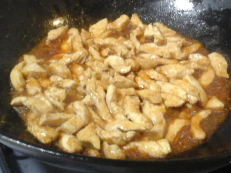 Birani mit Basmatireis, Hähnchenbrustfilet, Gemüsemix, Ei und Mettbällchen - Rezept - Bild Nr. 17333