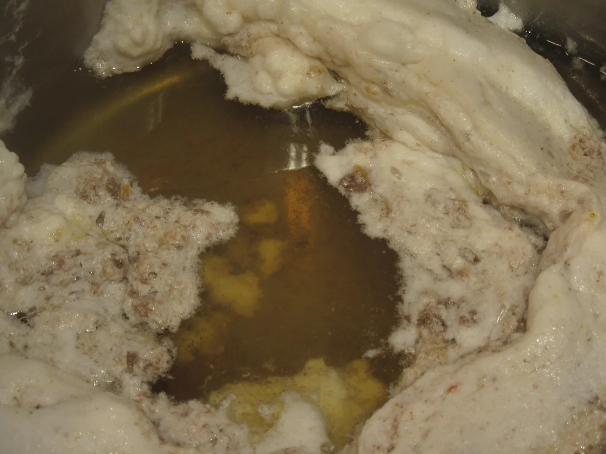 Suppen: Klare Knoblauchsuppe - Rezept - Bild Nr. 17330