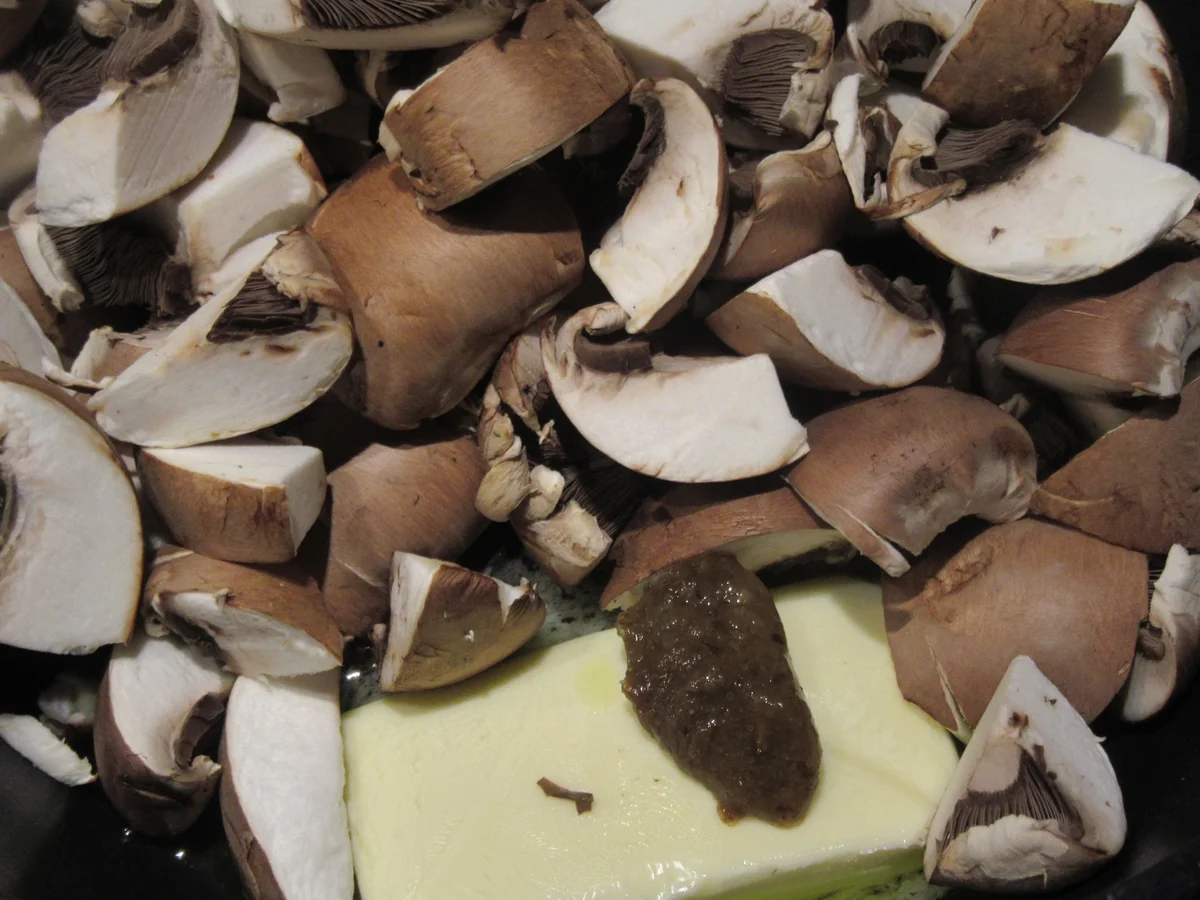 Rezept: Geflügel: Baharathuhn mit Champignons Bild Nr. 17332 Geflügel: Baharathuhn mit Champignons - Rezept - Bild Nr. 17332