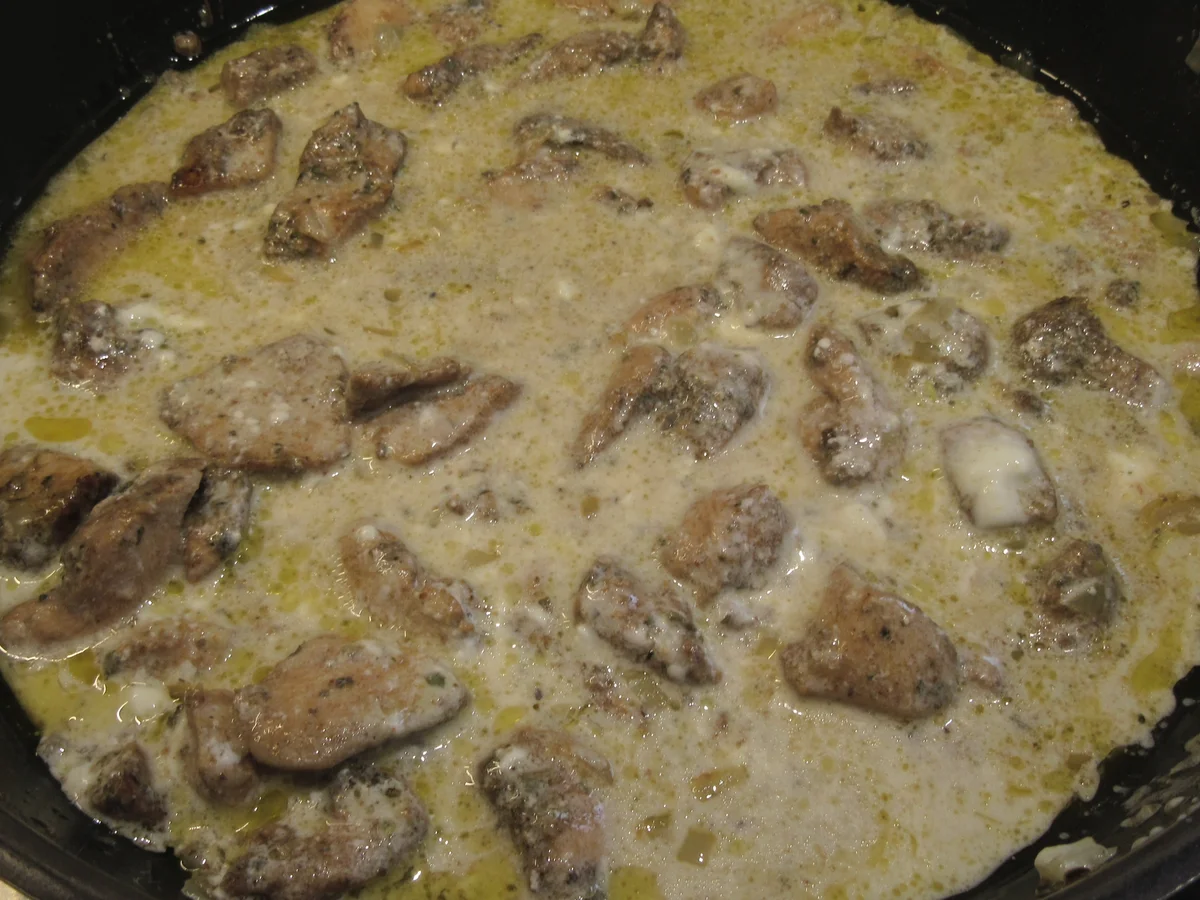 Rezept: Geflügel: Baharathuhn mit Champignons Bild Nr. 17333 Geflügel: Baharathuhn mit Champignons - Rezept - Bild Nr. 17333