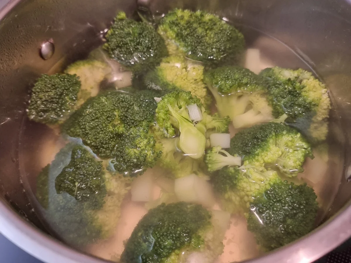 Rezept: Quinoa-Brokkoli-Puffer Bild Nr. 17333 Quinoa-Brokkoli-Puffer - Rezept - Bild Nr. 17333