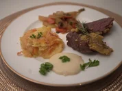 Rinderfilet unter Kräuterkruste mit Kartoffelgratin und Marktgemüse - Rezept - Bild Nr. 17338