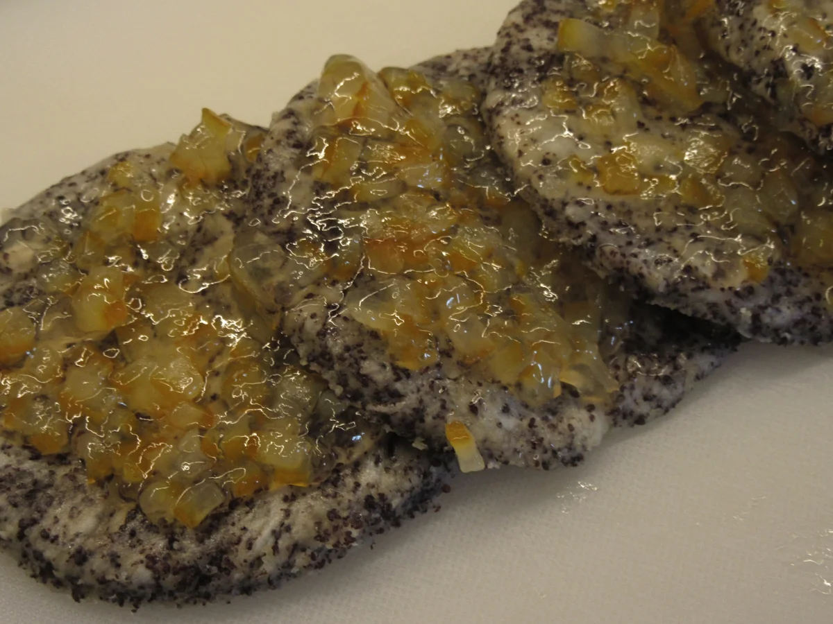 Rezept: Backen: Mohnrosen, gefüllt mit Orangenmarmelade Bild Nr. 17343 Backen: Mohnrosen, gefüllt mit Orangenmarmelade - Rezept - Bild Nr. 17343