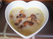 Spargel-Kohlrabi-Rahmsuppe mit Croutons - Rezept - Bild Nr. 2