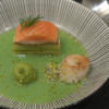 Lachs auf Gurken-Quader mit Erbsenpüree und Jakobsmuschel - Rezept - Bild Nr. 2