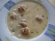 Spargel-Sahne-Suppe mit Kohlrabi-und Mettbällchen-Einlage - Rezept - Bild Nr. 2