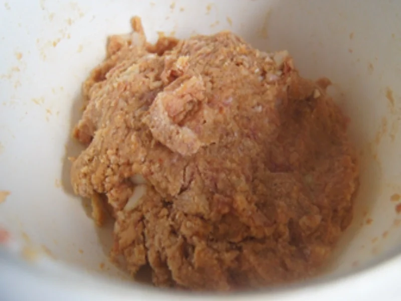 Rezept: Spargel-Sahne-Suppe mit Kohlrabi-und Mettbällchen-Einlage Bild Nr. 6 Spargel-Sahne-Suppe mit Kohlrabi-und Mettbällchen-Einlage - Rezept - Bild Nr. 6