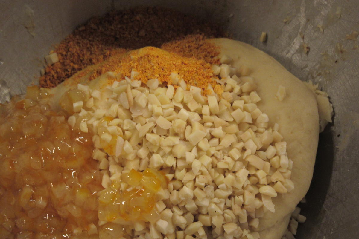 Backen: Hefebuchteln - Rezept - Bild Nr. 17360