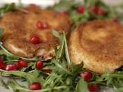 Gebackener veganer Mozzarella auf Rucolabett mit Preiselbeer-Chutney - Rezept - Bild Nr. 17356