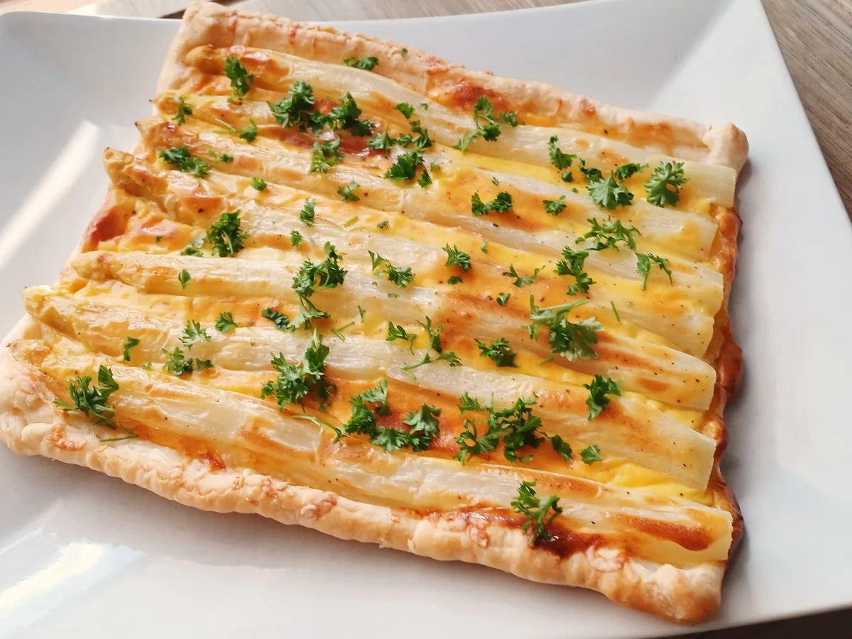 Spargel trifft Blätterteig - Rezept - Bild Nr. 2