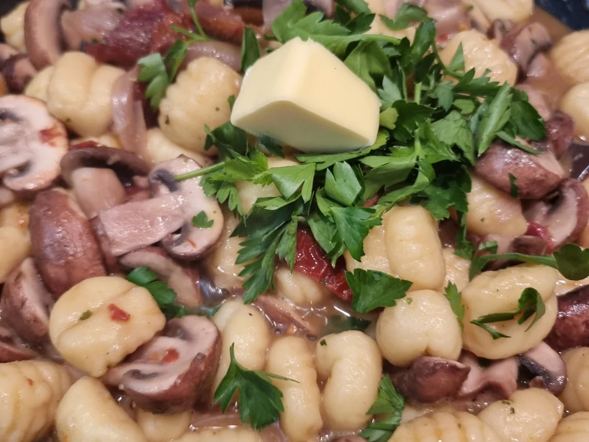 Rezept: Gnocchi-Champignon-Pfanne Bild Nr. 17363 Gnocchi-Champignon-Pfanne - Rezept - Bild Nr. 17363